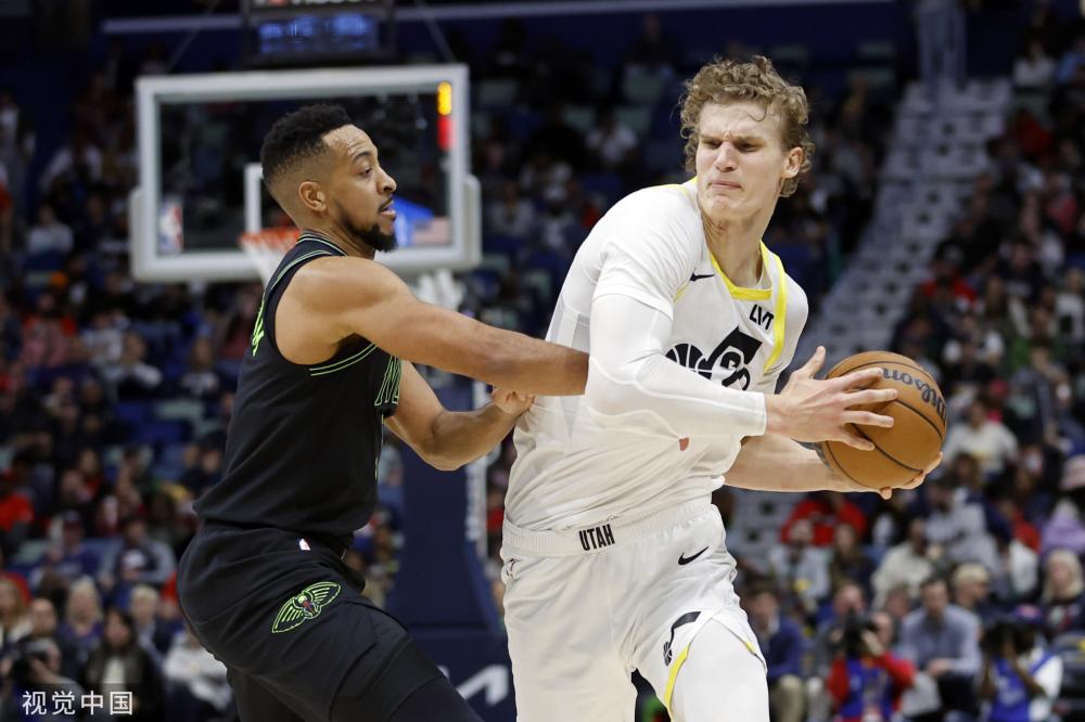 在足球场上 在足球场上