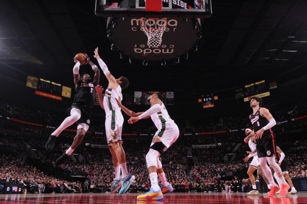 锋线的新希 锋线的新希