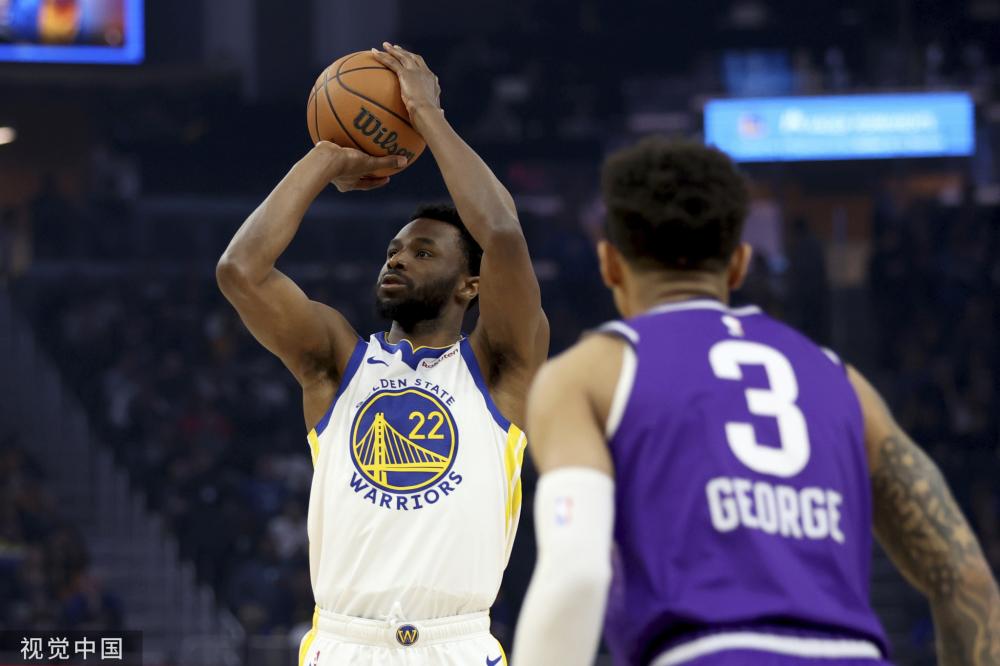 两支球队在 两支球队在