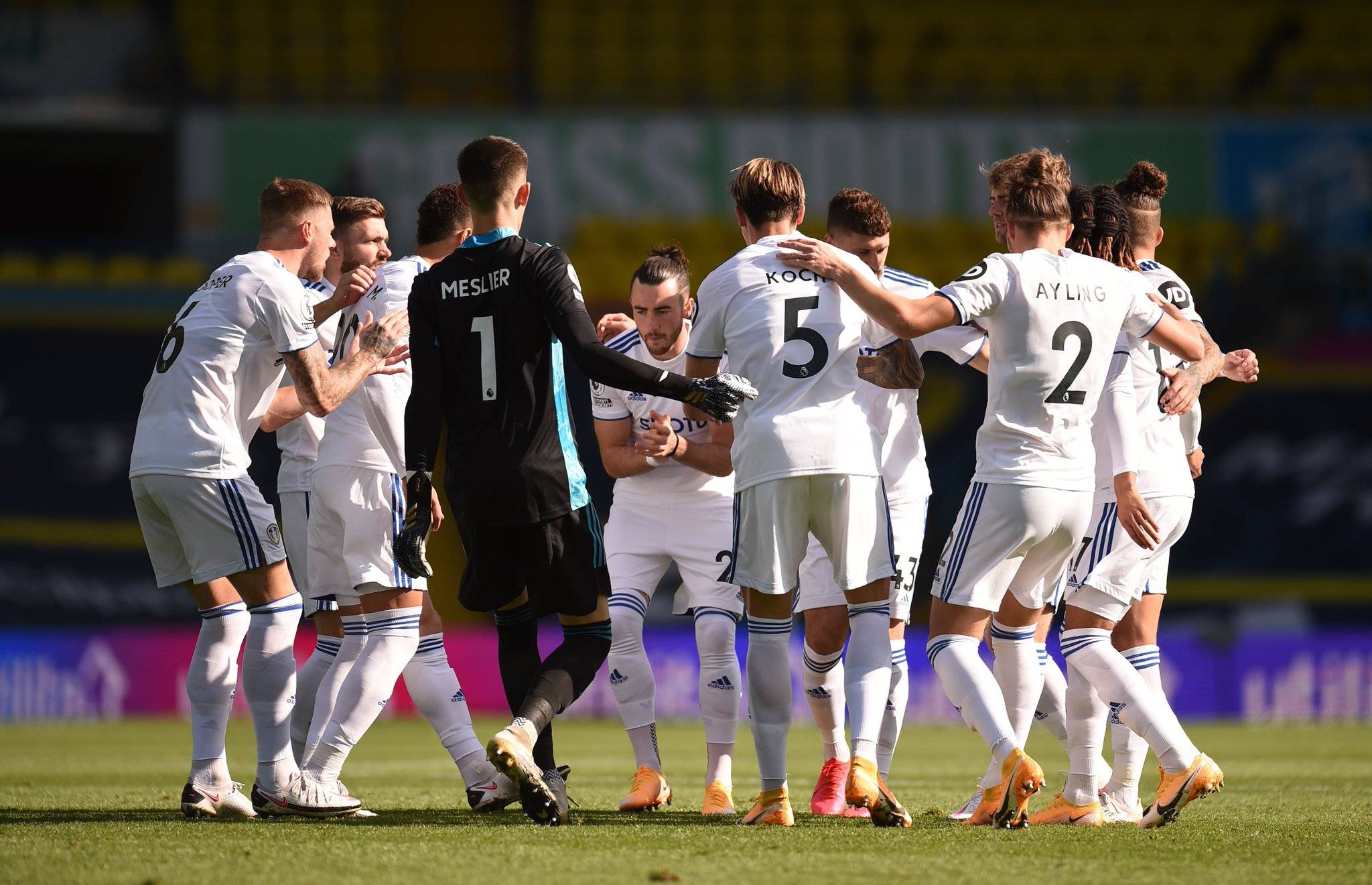 她在发球局 她在发球局